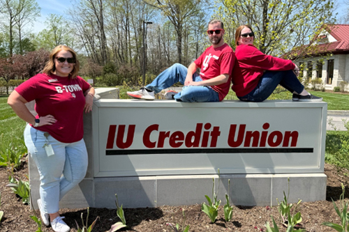 Photo of IUCU Employees